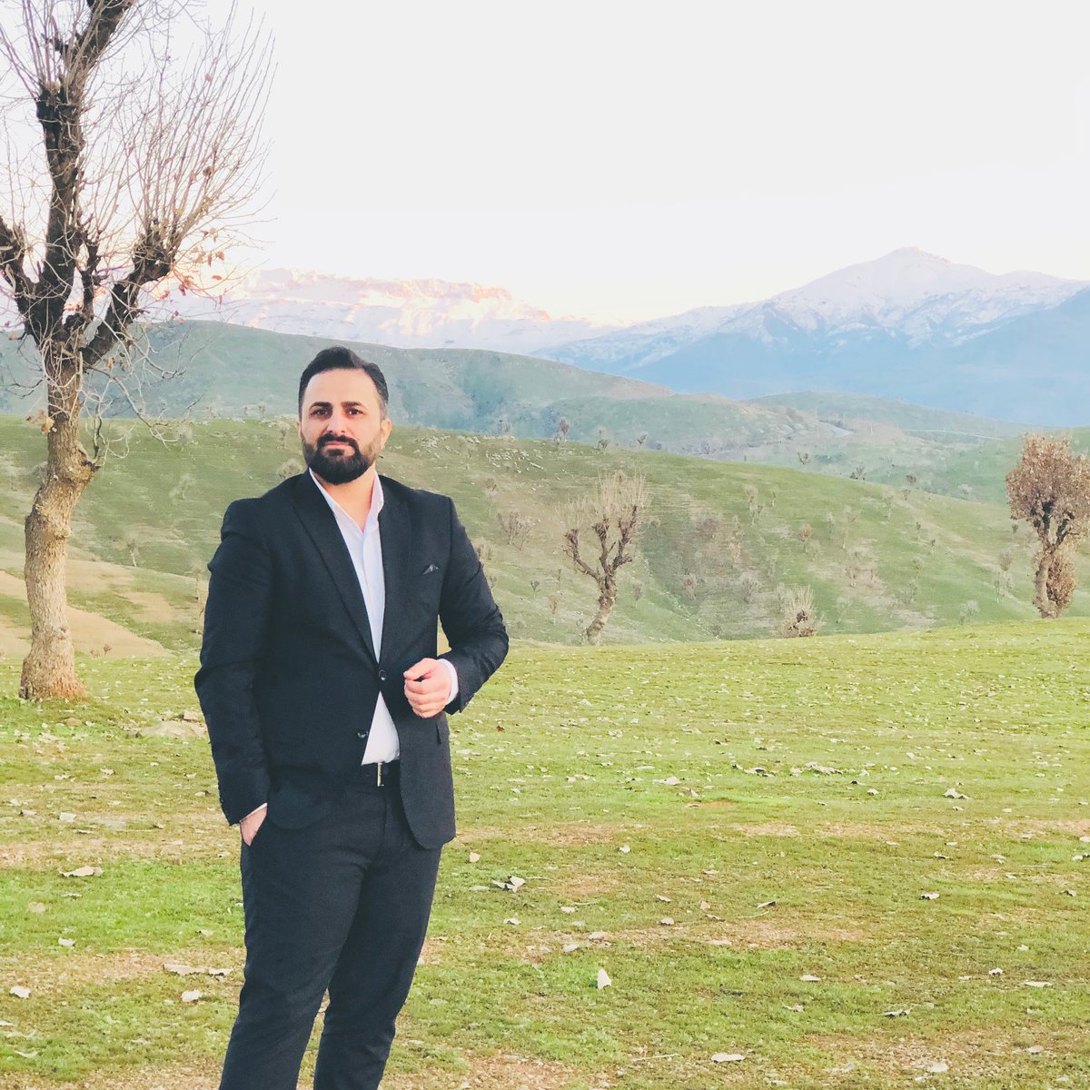 rebin497's tweet photo. ڕەوشت بەسە بۆ ئەوەی جوان بی https://t.co/foJJgYDOD8