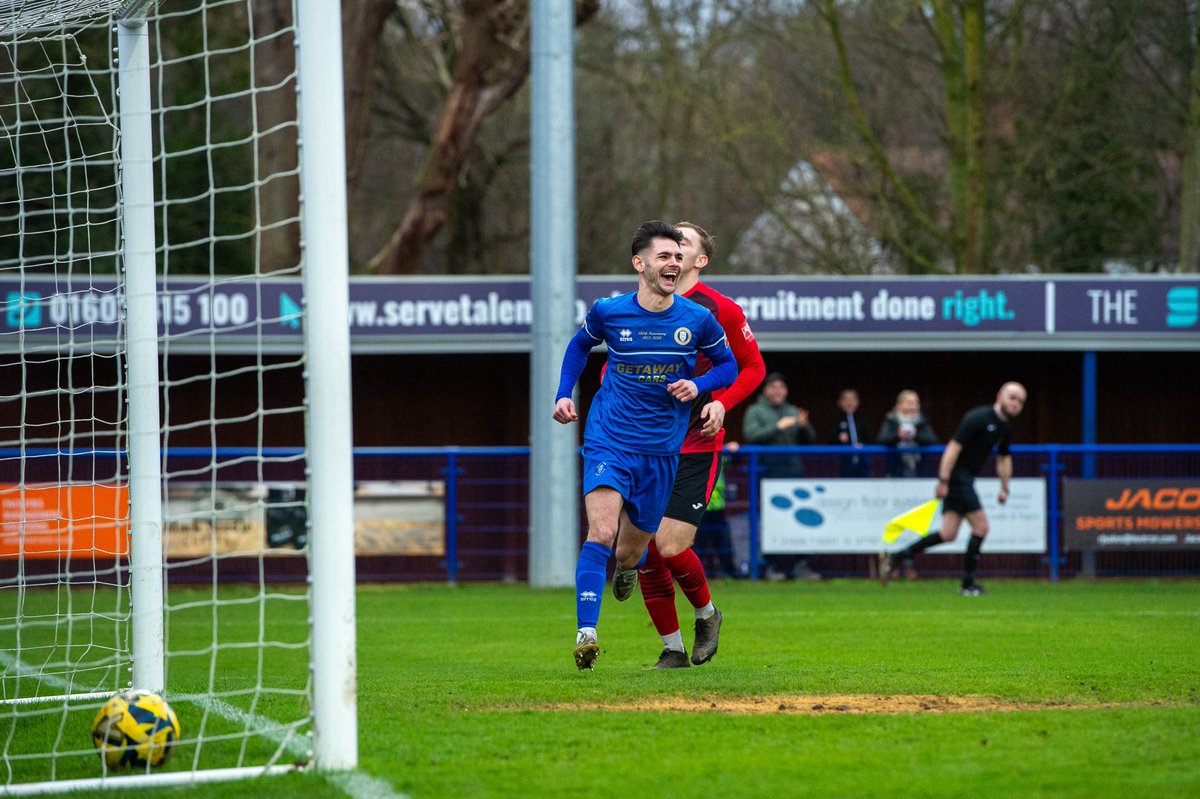 BuryTownFC's tweet photo. 📺HIGHLIGHTS &amp; GOALS: Watch back the action from our latest @IsthmianLeague victory over @officialswifts and the goals from @Cemal_9, @OllieCanfer and @oliyun03 on our YouTube channel, don't forget to subscribe to our channel: https://t.co/yDfzbvQYlm https://t.co/96rekB5YCO