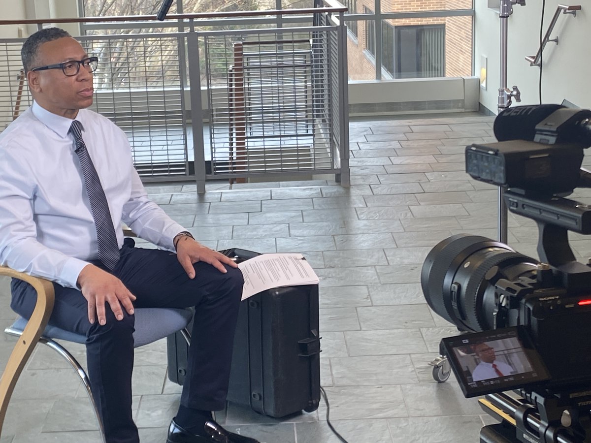 Dr. Deric Savior, co-medical director of Main Line Health Cancer Care, recently interviewed with @balancingacttv airing on @lifetimetv for an conversation about health disparities in cancer clinical trials. Curious about his expert perspective? Tune in March 25! 📺