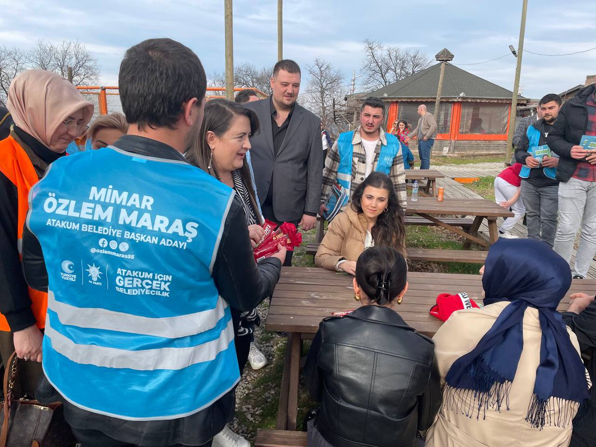 atakumakgenclik's tweet photo. 📍Cumhur İttifakı AK Parti Atakum Belediye Başkan Adayımız sn.Mimar Özlem Maraş Hanımefendi ile birlikte Adventure Park'ta Bulunan Vatandaşlarımızla Hasbial Ettik. https://t.co/PEpJQqrv5g