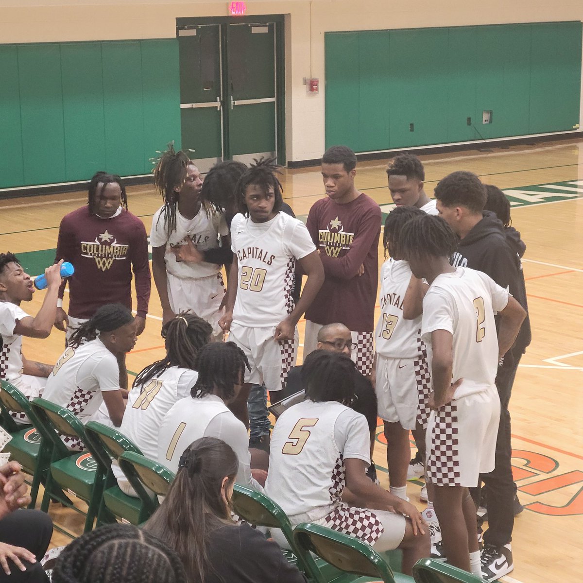 Columbia Caps tweet media