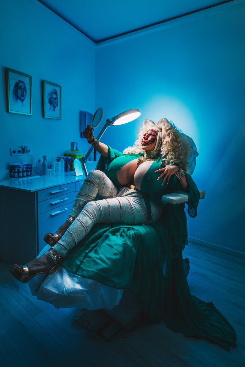 SamanthaBallent's tweet photo. R E D E N C I Ó N 💉 
@DragRaceEs #DragRaceAllStars ✨
foto by @gonzagallego_ https://t.co/xQvBN3xTyV