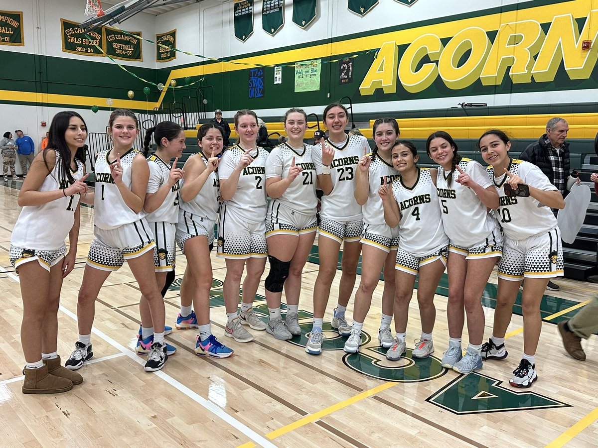 LadyAcornsBBall's tweet photo. Lady Acorns fans let’s pack the gym Monday evening as YOUR Almaden Vally champions take on the West Valley champs Mt Pleasant for the first ever BVAL Cross Division Championship! 

BVAL Playoff Game Details:
Date: 2/12
Time: 7pm
Location: Live Oak 
Admission: FREE https://t.co/ixk9MJvEDW