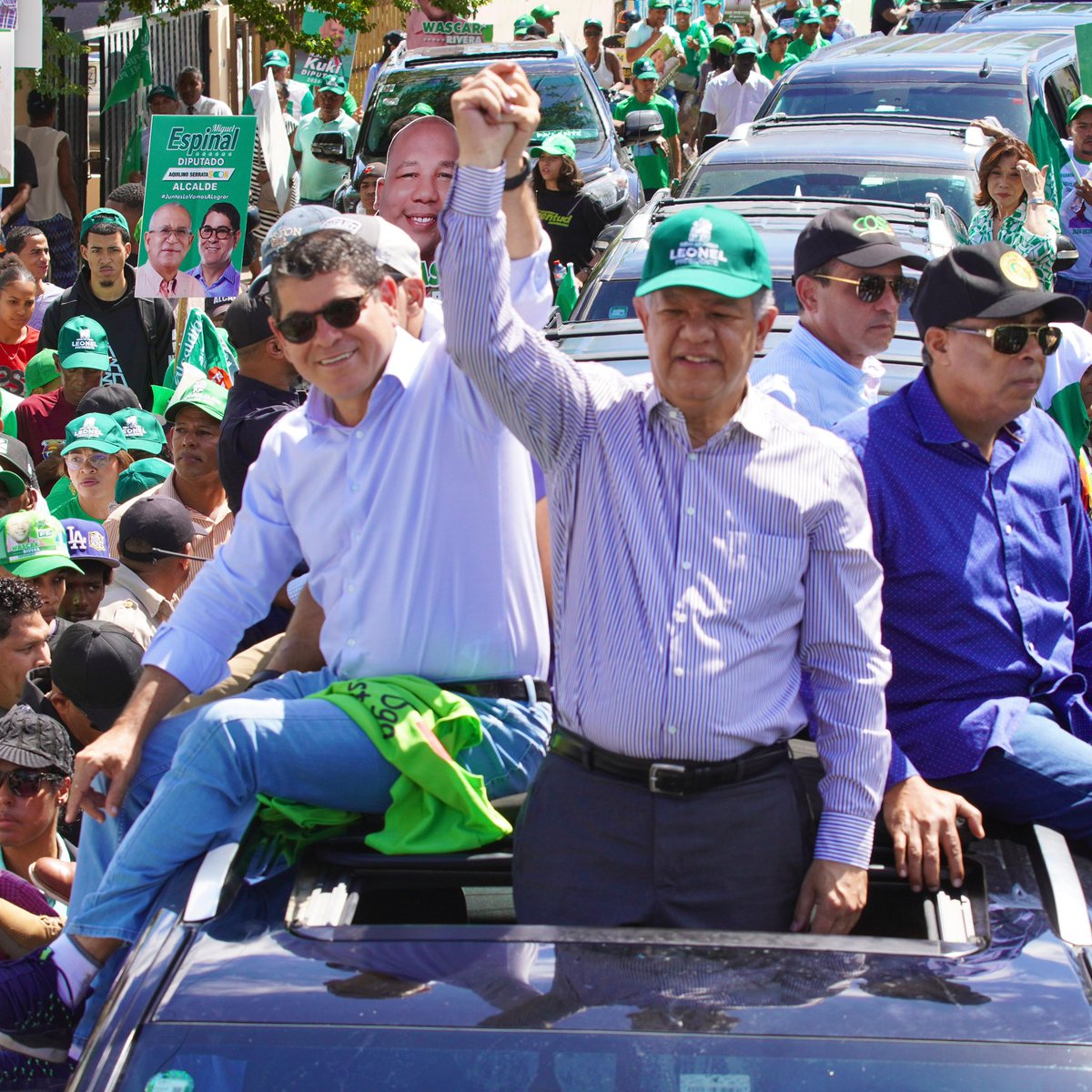 keylaReyna04's tweet photo. El desbordamiento que hubo de los pueblistas de la #FuerzaDelPueblo en el Muncipio de Santo Domingo Oeste es sin duda lo que aproxima este 18 de febrero que es una Ola de votos Verde a favor de #AquilinoSerrataAlcalde 

#Vota3 para que vuelva el progreso y con @leonelfernandez #VolvamosPaLante

#CandidatosFP
#CaravanaFP
#LeonelFernandez
#ComiteDeCampañaFP