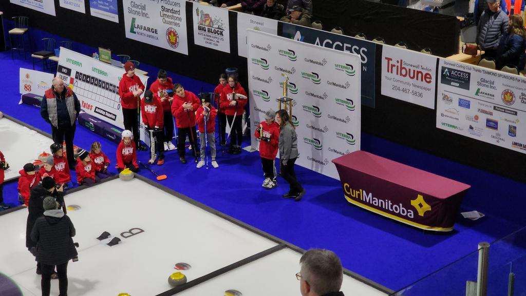 Jakob came in 3rd in the @curlmanitoba #hitdrawtap finals. Crazy good tap to the button in a 3 way playoff! #prouddad