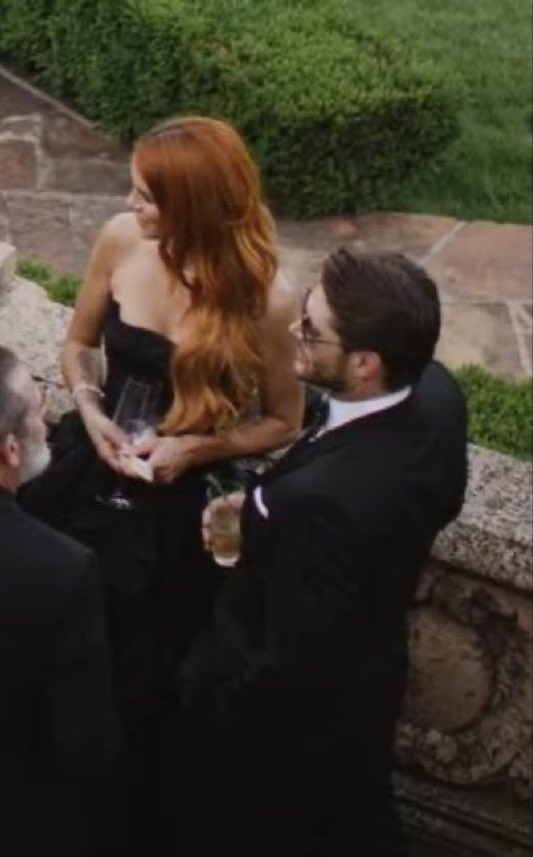 once again thinking of this picture of jenneel