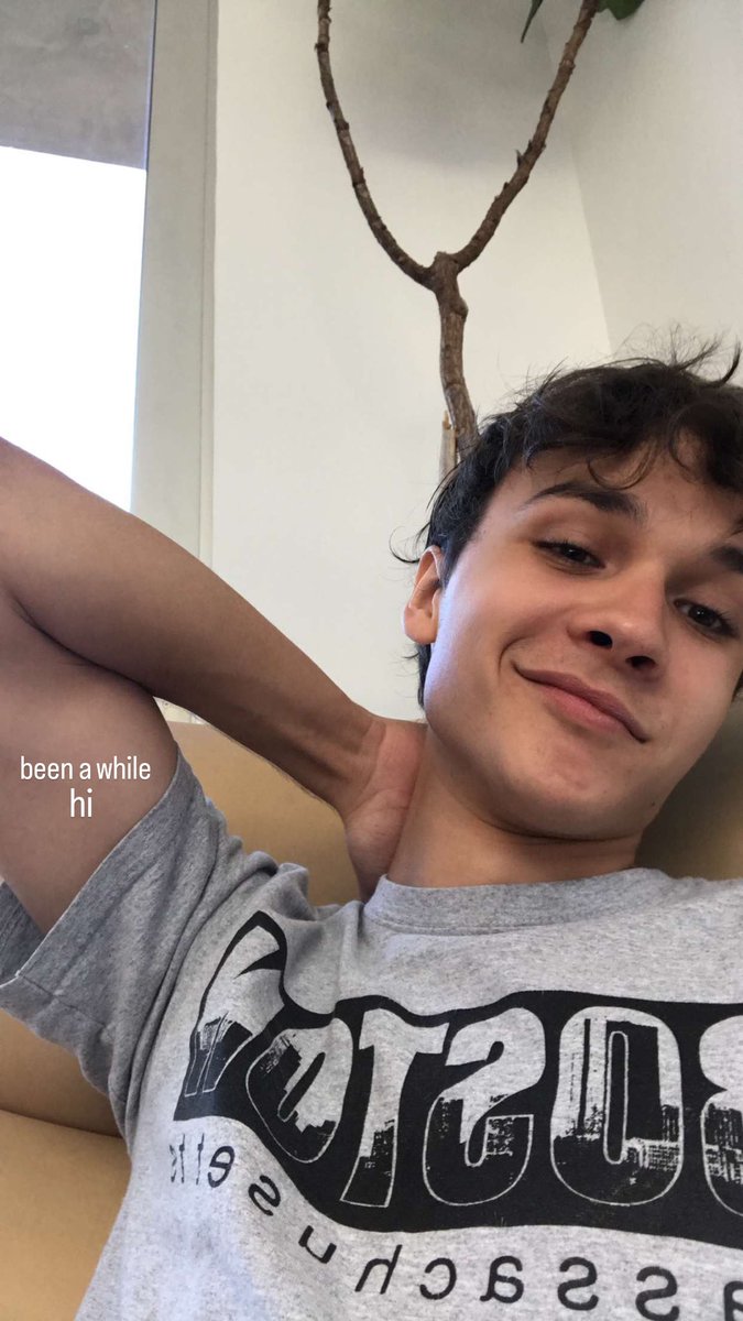 ⠀ 
⠀ ———— 𝐒𝐍𝐀𝐏𝐂𝐇𝐀𝐓.

@𝗷𝗮𝗸𝗲𝗿𝗼𝘂𝘁𝗹𝗲𝗱𝗴𝗲 𝗎𝗉𝗅𝗈𝖺𝖽𝖾𝖽 𝖺 𝗉𝗁𝗈𝗍𝗈:

⠀