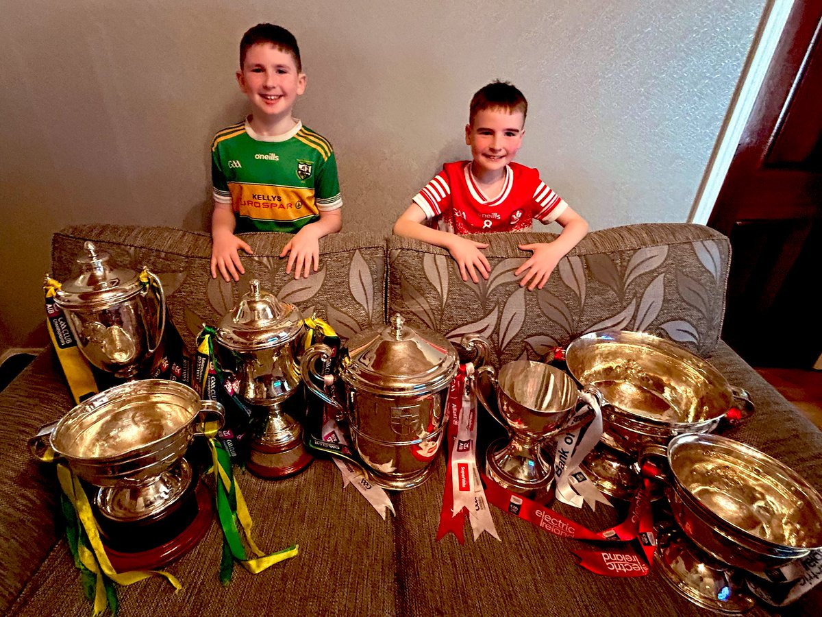 These lads have had some memories from last season, they think this is just normal now lol. <a href="/WattyGrahamsGAA/">CLG Watty Graham, Gleann</a> <a href="/Doiregaa/">Derry GAA</a> 🏆 long may it continue…