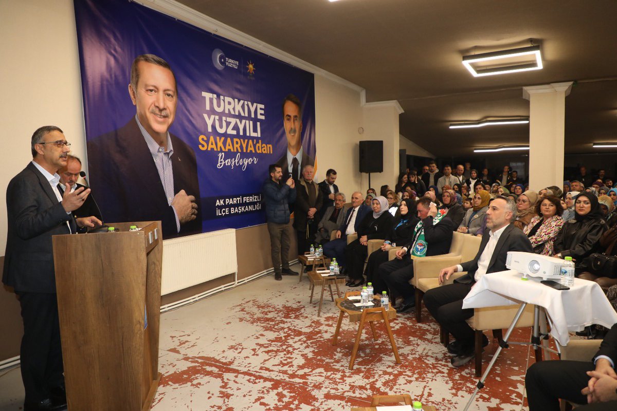 Ak_Ferizli's tweet photo. Partimiz kuruluşundan bugüne kadar görev yapmış teşkilat mensuplarımızla ahde vefa programı gerçekleştirdik.
Programımıza katılan bizleri onore eden İl Başkanımız Sayın Yunus Tever’e Sakarya Milletvekili Sayın Lütfü Bayraktar’a ve tüm Ferizlili hemşehrilerimize teşekkür ederim. https://t.co/WhFHcbnBby