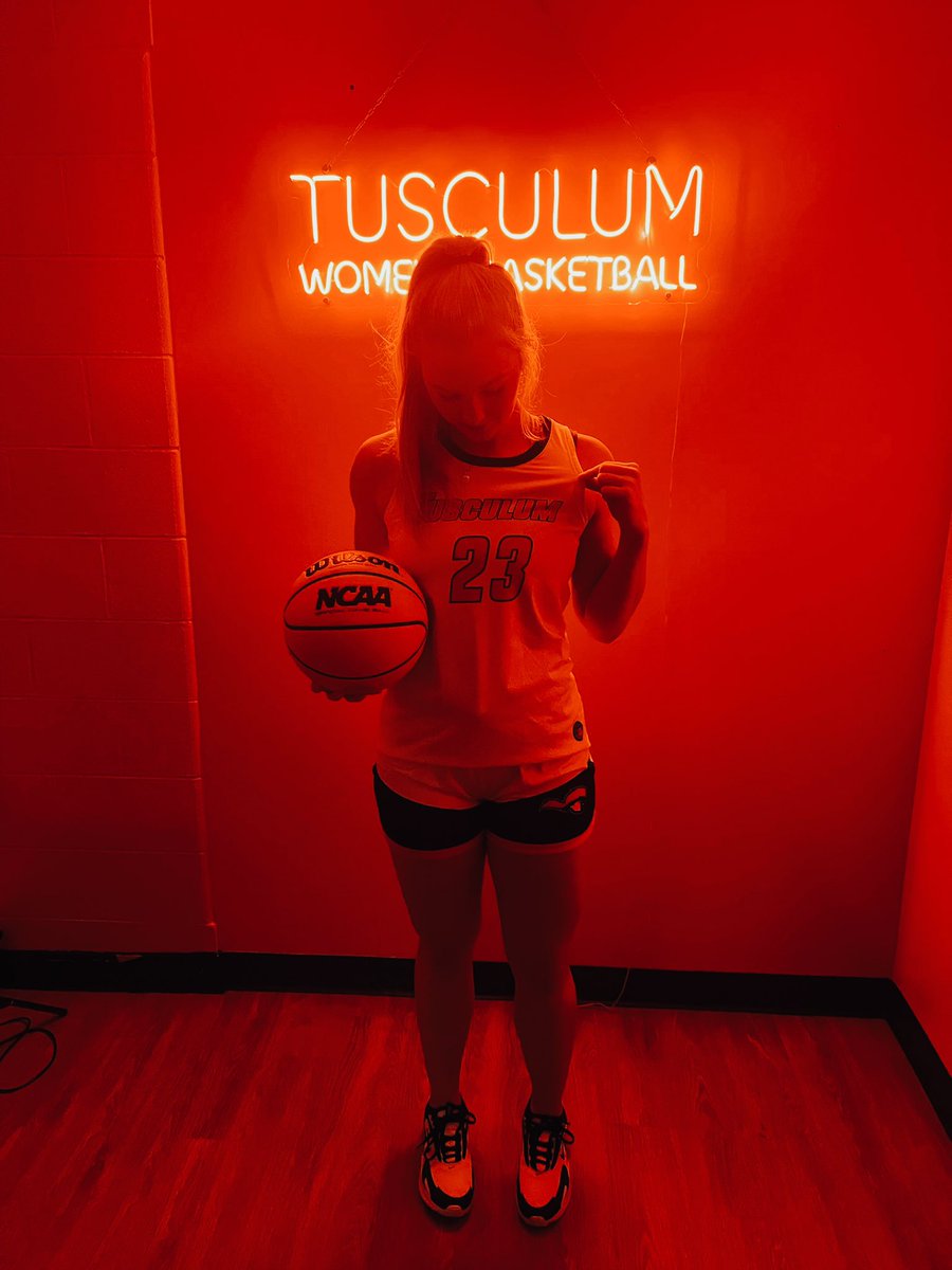Kynna Britton (@kynnabritton) on Twitter photo Blessed to receive an offer from <a href="/TusculumWBB/">Tusculum Women's Basketball</a> after a great visit yesterday!!
Thank you <a href="/Rogerhodge/">Roger Hodge</a> and his amazing staff and team for a great time!
<a href="/lady_dragons/">ladydragonbasketball</a>
<a href="/ALZimmer12/">AZ</a>
#goTU Blessed to receive an offer from <a href="/TusculumWBB/">Tusculum Women's Basketball</a> after a great visit yesterday!!
Thank you <a href="/Rogerhodge/">Roger Hodge</a> and his amazing staff and team for a great time!
<a href="/lady_dragons/">ladydragonbasketball</a>
<a href="/ALZimmer12/">AZ</a>
#goTU