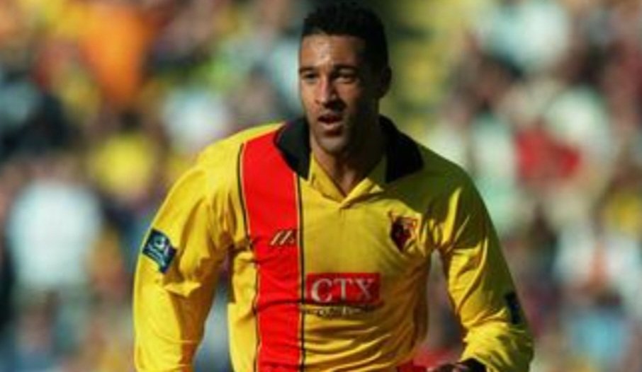 #OnThisDay in 1995 former #NottinghamForest striker Jason Lee scored his 1️⃣st #PremierLeague goal🙌🏾
⚽️He replaced Alf Inge Haaland at #NUFC &amp; headed in Des Lyttle's cross on 74 mins🔥
⚽️Lee made 6️⃣0️⃣0️⃣+ career appearances scoring 1️⃣2️⃣5️⃣ goals✨️ #PL #NFFC #WatfordFC #WeAreImps