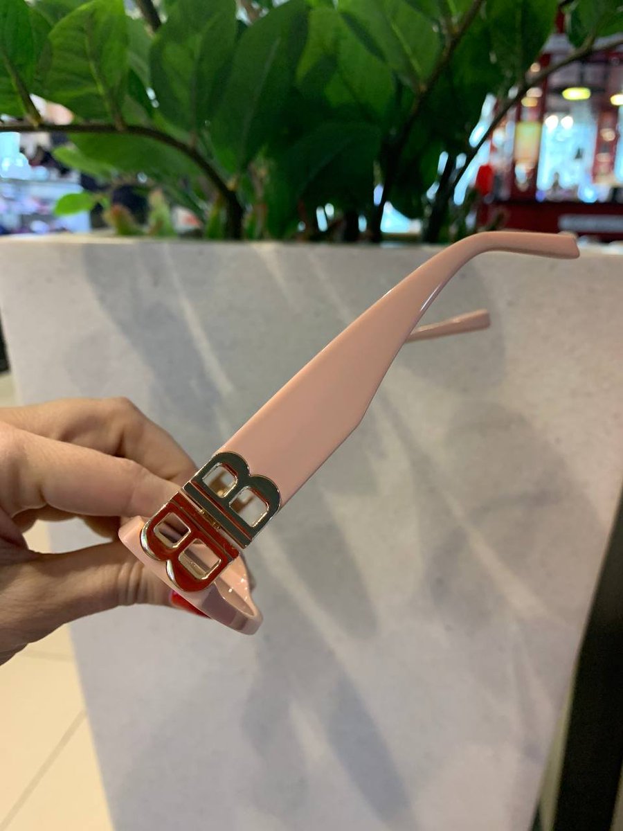 Seeing the world through a new lens.😍