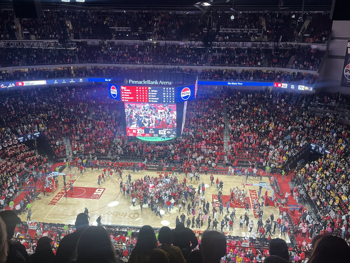 robinson_parker's tweet photo. Where top ten teams go to die. #huskers https://t.co/87D9WzhpJU