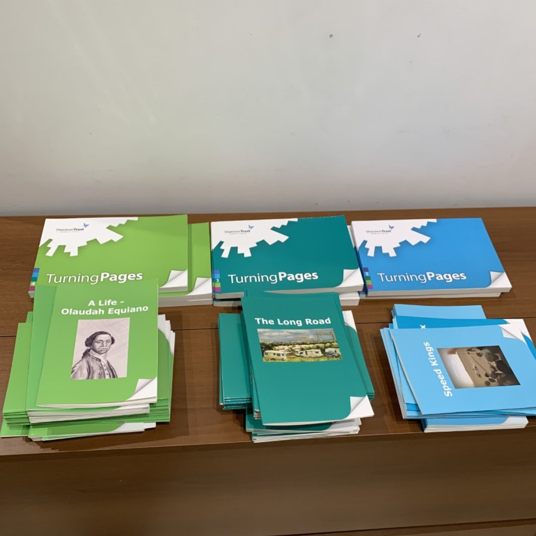 ReadEasyEaling's tweet photo. We’re ready to coach!

Here’s a look at some of our coaching materials from our most recent coach get-together, used to help unlock the potential of learners in Ealing.

If you know someone who could benefit from reading coaching, get in touch ealingcoordinator@readeasy.org.uk https://t.co/EHAHJSlPK4