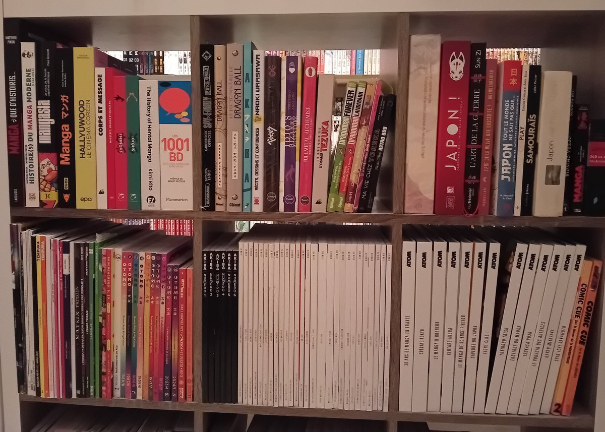AntoninVieux's tweet photo. Réorganisation de la bibliothèque réservée aux artbooks, beaux livres, études et magazines divers 📚
#japan #korea #asia #atom #wsj #akiba #otomo #animeland #rockyrama #Taschen #yokai #onepiece https://t.co/2yVNrEsqNW