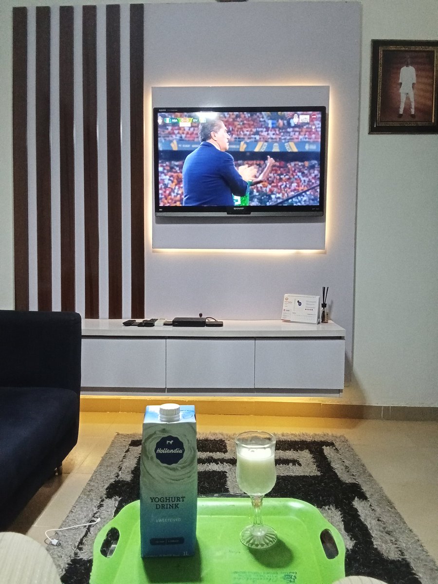 dlect19's tweet photo. Enjoying @hollandia_ng yoghurt drink while Watching the #AFCONFinal final. Up #Nigerian Up #SuperEagles https://t.co/cM9LBtEono