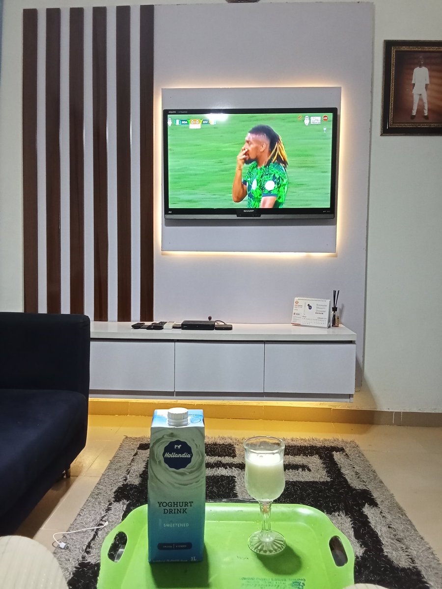dlect19's tweet photo. Enjoying @hollandia_ng yoghurt drink while Watching the #AFCONFinal final. Up #Nigerian Up #SuperEagles https://t.co/cM9LBtEono