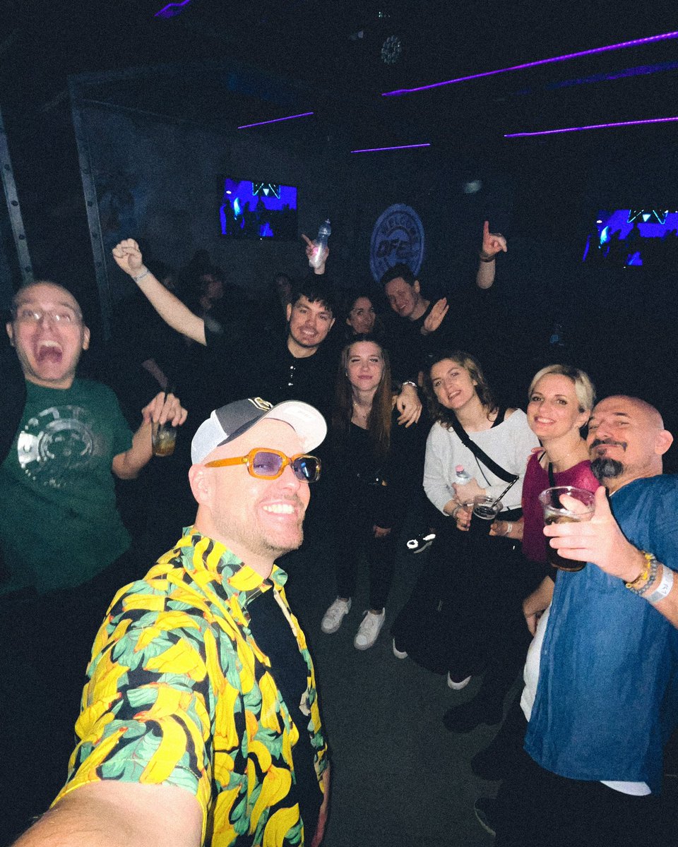 DTCrealboyband's tweet photo. Thanks to all the friends who came to the first Ryder &amp; Friends boutique House event to support me! I loved being able to play the latest music to friendly faces all night! I'll post my live set soon! ❤️‍🔥🙌🏻

#dropthecheese #Parapapa #newmusic #outnow #techhouse #LAtinHouse #dj https://t.co/EDYW8NqorF