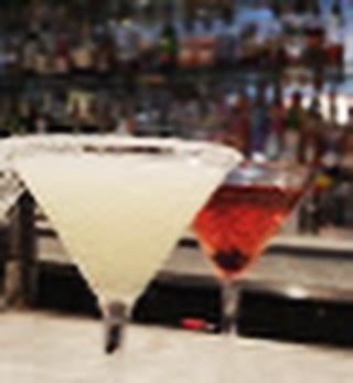 HughStiel/RoyalFrenchmenHotel Bar Gallery & Events tweet media