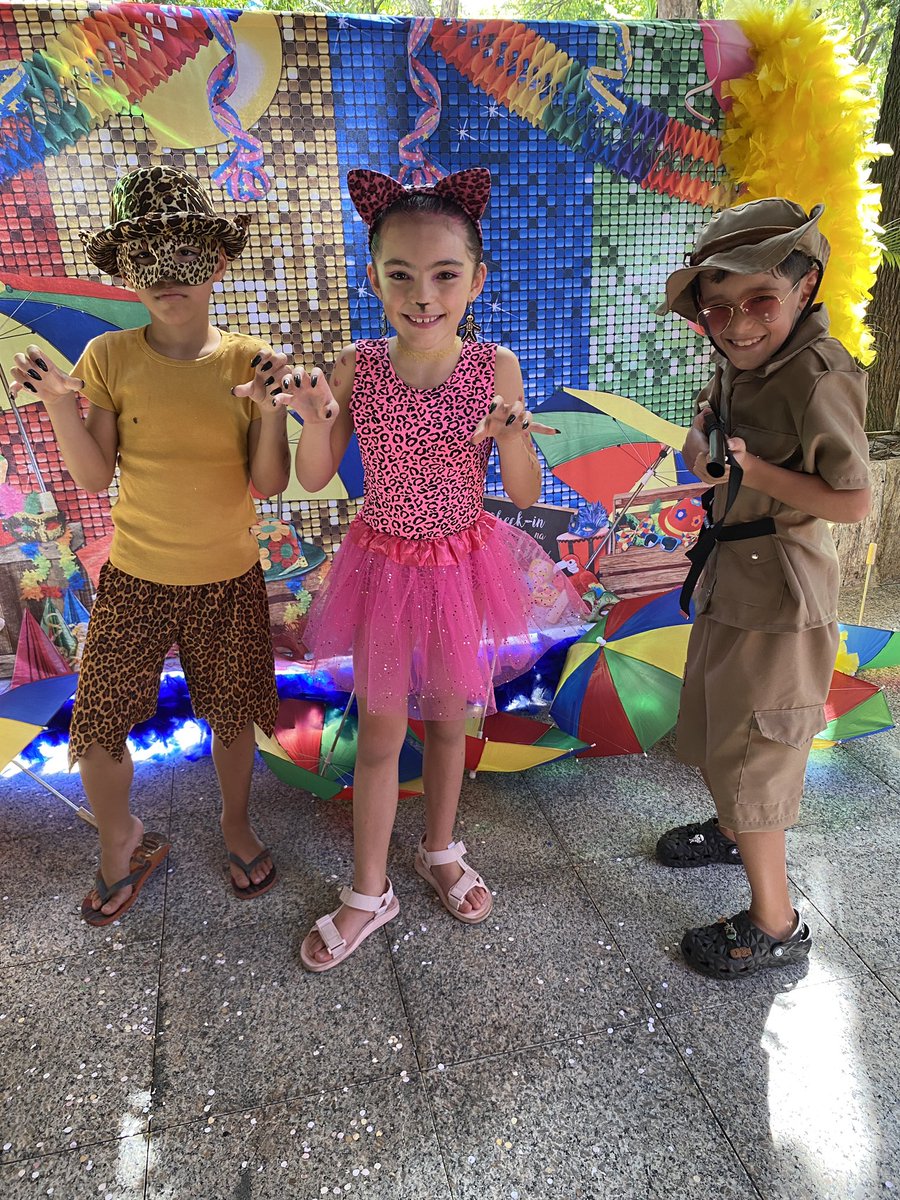 O Carnaval das crianças é pura magia e diversão. Nosso primeiro dia de matinê foi um verdadeiro sucesso! Agradecemos a todos que tornaram esse momento tão especial.
E não esqueçam: TERÇA-FEIRA (13/02) TEM MAIS!  

#cmsp #lugardeserfeliz #carnaval #matinê #concursodefantasias