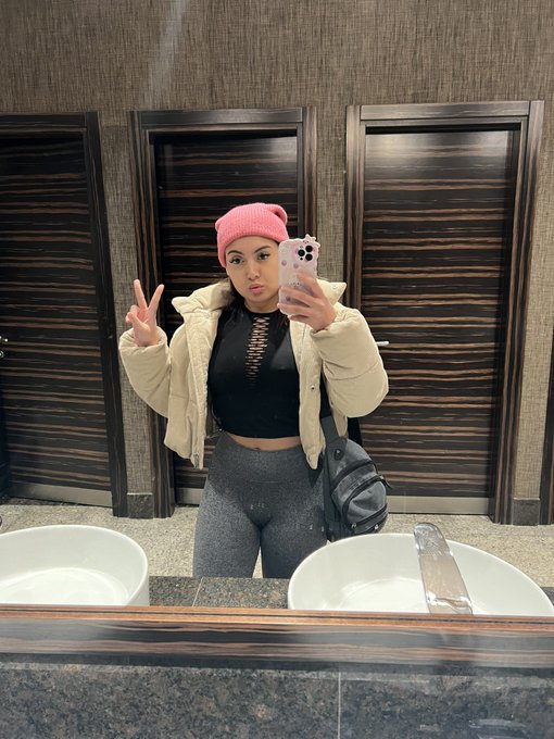 💋 https://t.co/LeMOm50fzX<a href="/tag/imagineprofilnou%C4%83"class="tags"><span>#imagineprofilnouă</span></a>