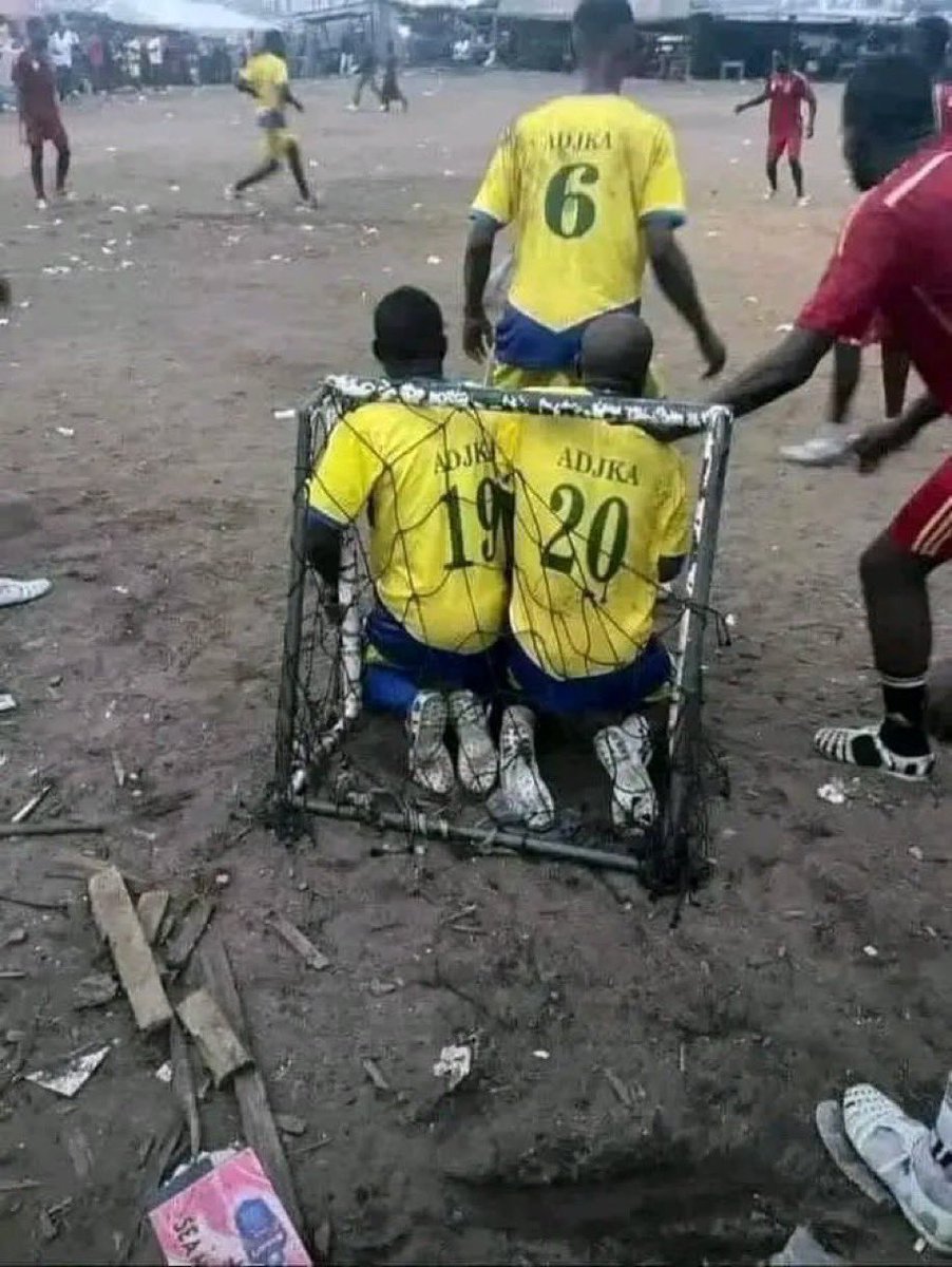 TrollFootball's tweet photo. Nigeria after scoring the goal against Côte d'Ivoire https://t.co/xUJ2BrUvPA