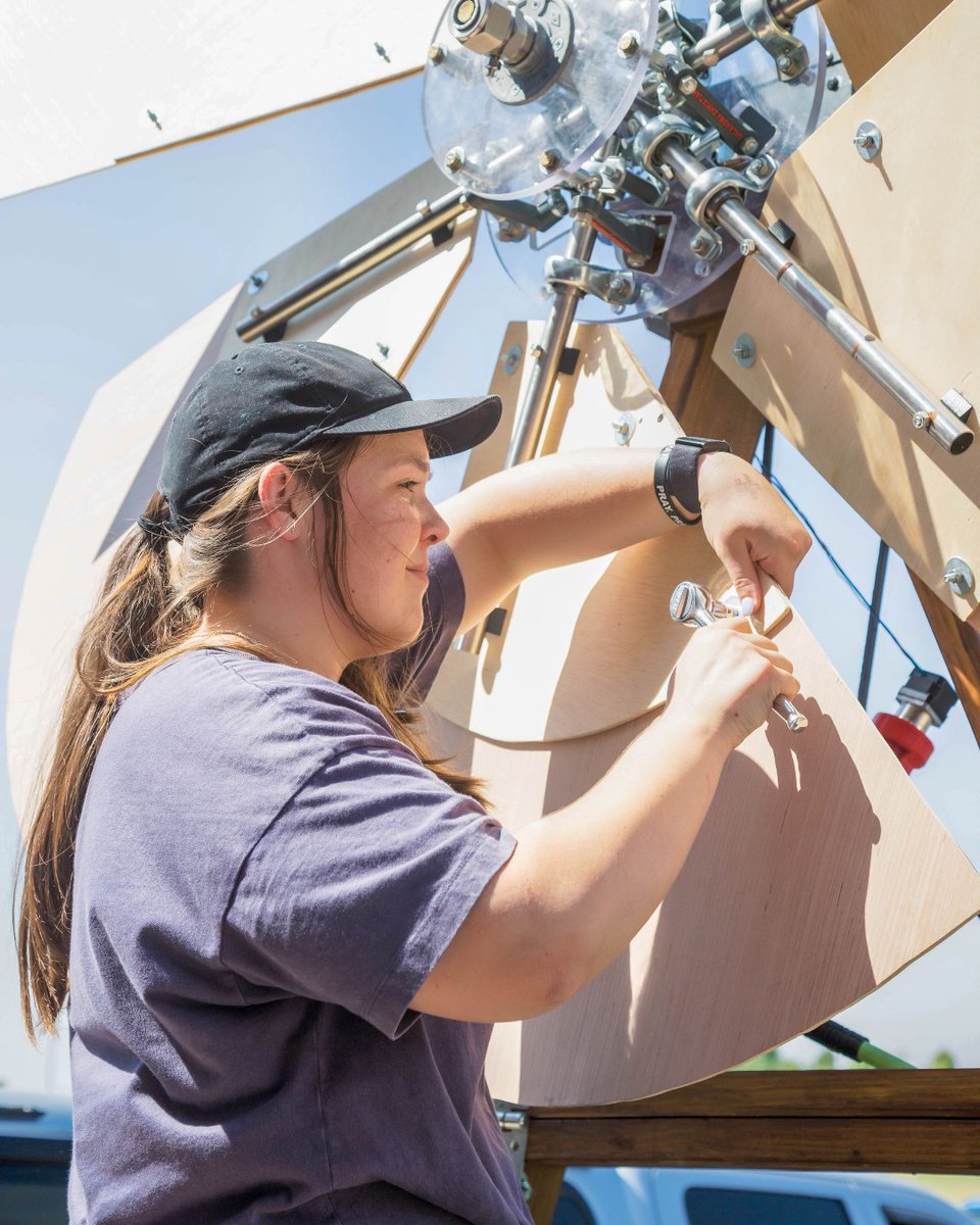 okchristian's tweet photo. Celebrating #WomeninScience with OC! Meet Cally Lytal, Mech. Eng. major leading the Benton Baugh Windmill project! She thrives at OC where women excel in STEM. #STEMeducation #girlsinSTEM #OCSTEM #inspiration https://t.co/ZwbV59vW0X
