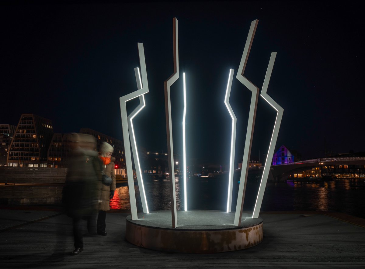 DorteHedengran's tweet photo. Light art at the Copenhagen Light Festival ⚡️
#Denmark #SonyAlpha #streetphotography #photooftheday #February11th #SundayVibes #SundayMood #Sunday #lightfest #art #streetart #urban
📸Dorte Hedengran https://t.co/K6GHTtBqKz