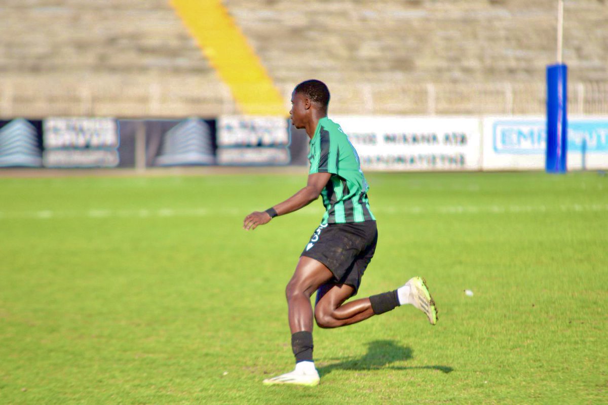 Hustlers don’t stop!🦍