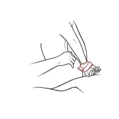 htminl's tweet photo. ‧˚₊*̥꒰❃ au hyunlix . nepobaby

flx un jefe de oficina muy conocido por su temperamento y respetado porque es el único omega en un puesto alto; hj un pasante alfa que obtuvo su puesto en la empresa por ser hijo del ceo ¿serán capaces de poder trabajar juntos? https://t.co/uvBe1Jnz6Y