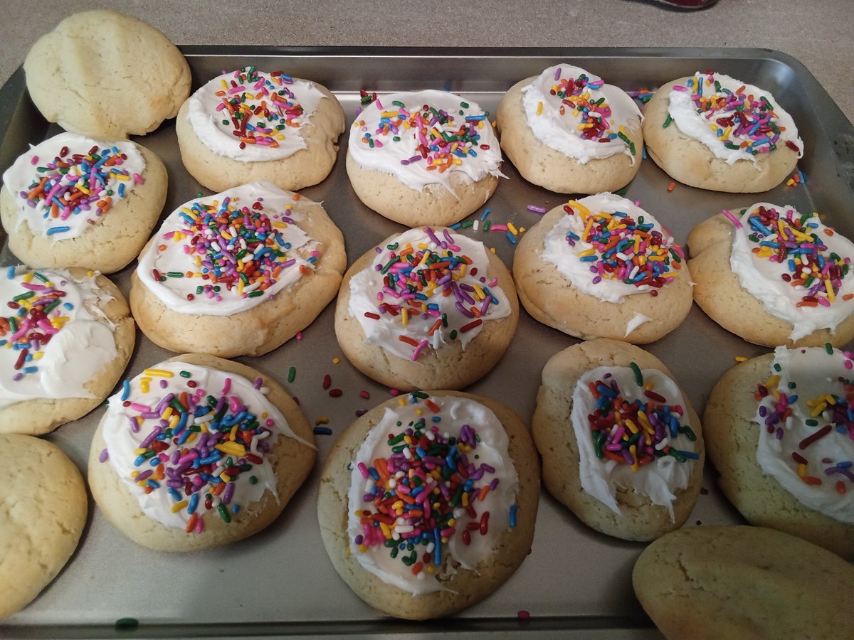 Wyatt is obsessed with all things cooking and baking lately, we whipped up some from scratch soft sugar cookies (those store ones called loft house) omg they are freaking melt in your mouth delicious.