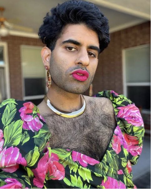 KateBMwriting's tweet photo. Alok was ‘lesbian’ guest of honour at a conference in San Francisco and lesbians in the audience cheered him!! I’m so thankful to be in the UK. We are leading the resistance that will defeat this madness for lesbians everywhere. https://t.co/qJyerpQxKG