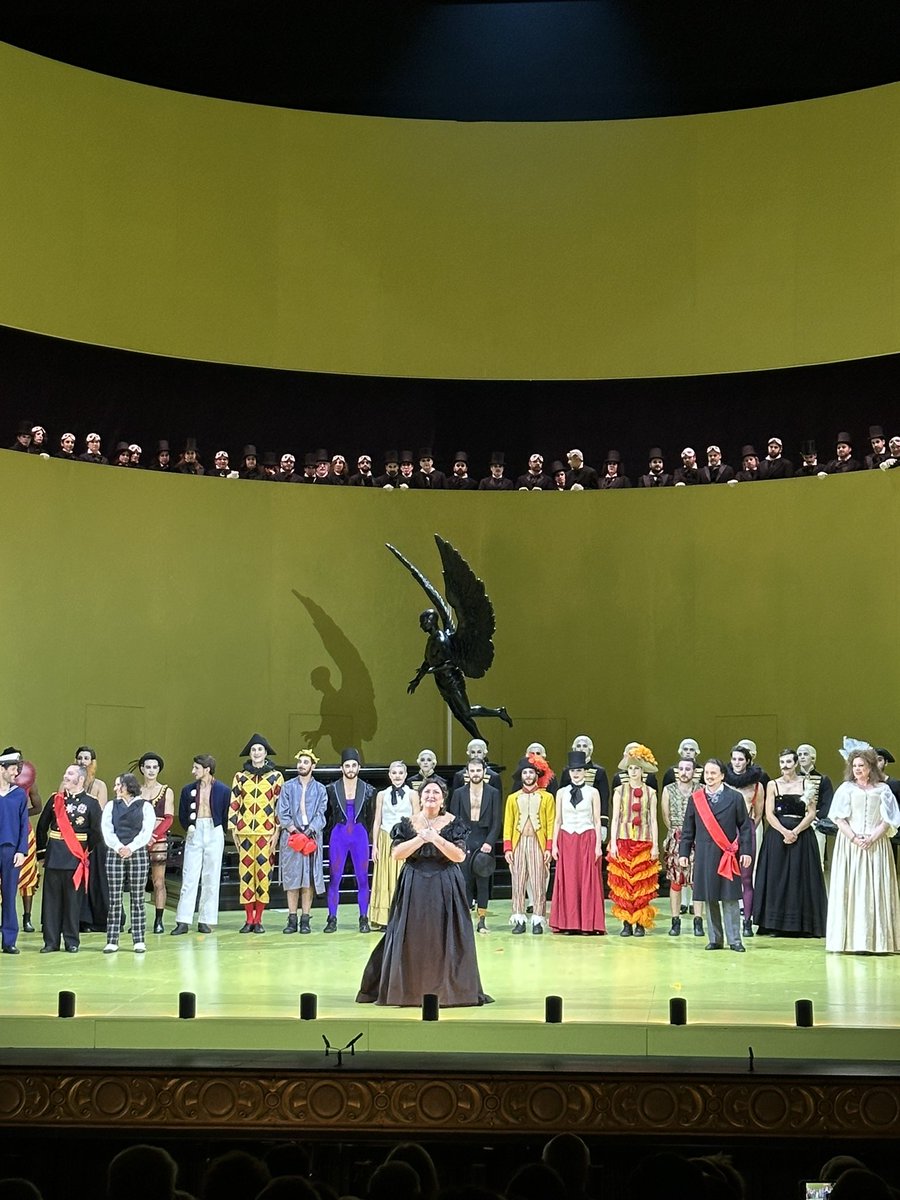 BonevaPreslava's tweet photo. #Pirozzi es una maravilla. Hay que disfrutarla en directo todas las veces que se pueda.

@Liceu_cat https://t.co/bMuBnRKAwJ
