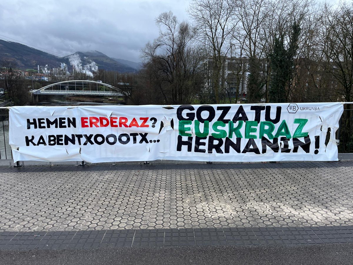 burrunba_hget's tweet photo. Sagardotegi garaian ere, Hernanin euskeraz egin nahi dugu! 
Gozatu euskeraz Hernanin 🔥🍻 https://t.co/wz43CQNB1Q