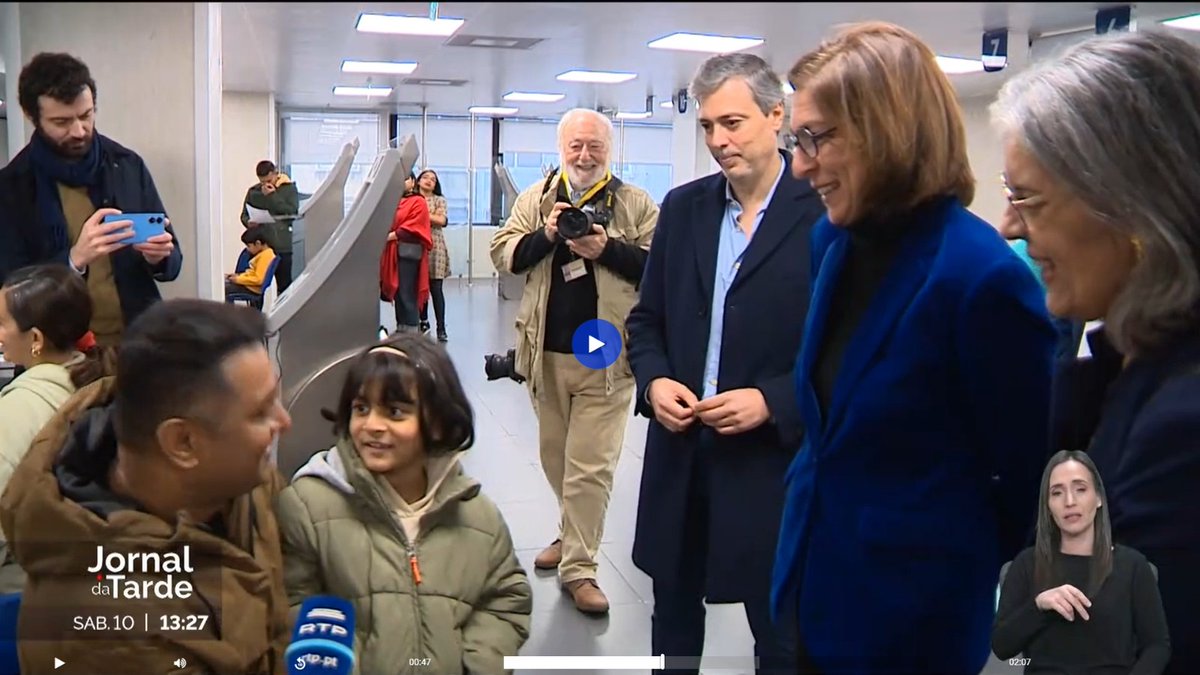 RATHOD_MF's tweet photo. I had the pleasure of appearing live on Portuguese (European) national TV and radio (RTP) to congratulate AIMA and its team on the successful launch of their digital immigration appointment portal.
https://t.co/83yr2s3fEU

#AIMA #portugal #Europe #Lisbon #Portuguese #immigration https://t.co/Og0awGqwPe