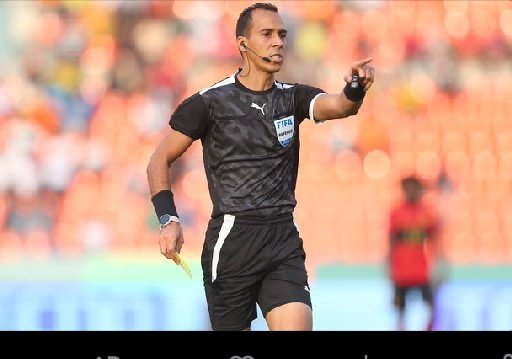 uncle_BigB's tweet photo. On of Nigeria's, abeg I need this ref address #Afconfinals #AFCON2023 https://t.co/90ICiG7XG3