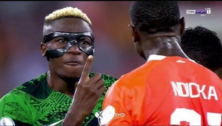 The_Mument's tweet photo. "If you ever cross my path again, I'll deal with you". The eagles are not smiling. #AFCONFinal. https://t.co/RsmgkD15q1