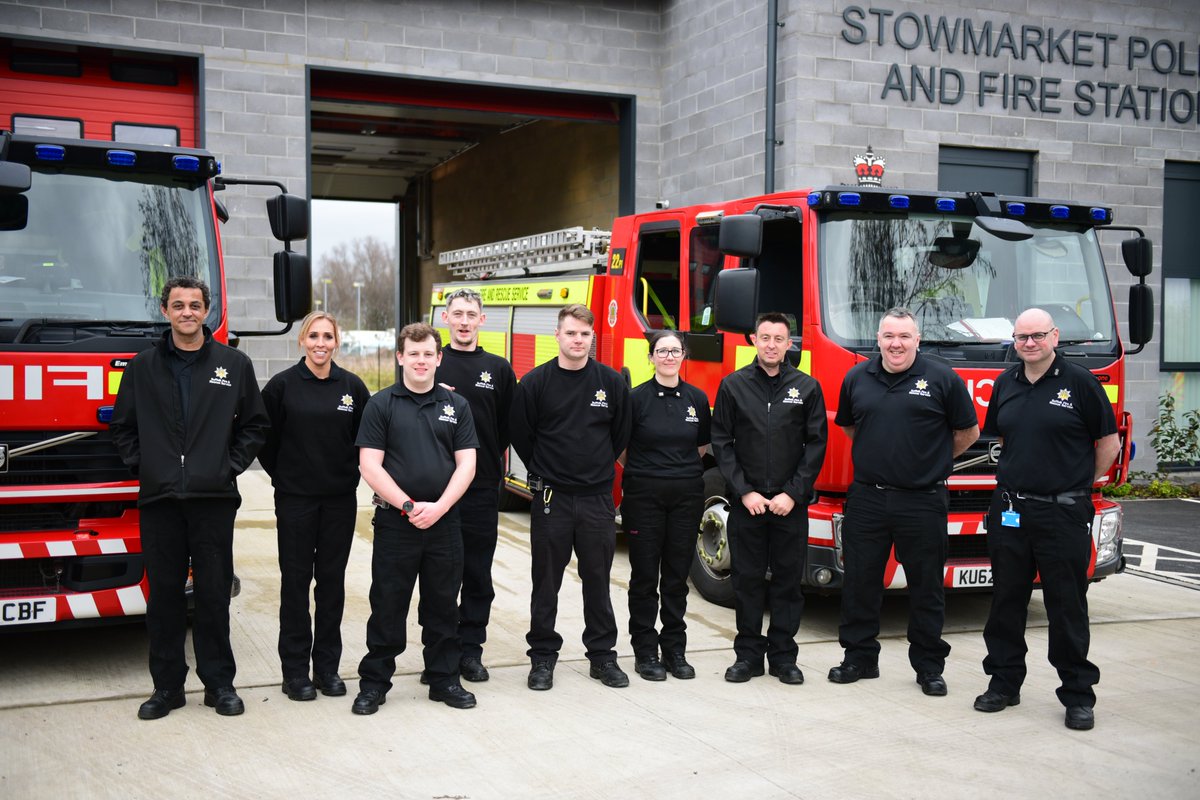 First time out in 2024 to cover the joint #stowmarket and #needhammarket Fire Open Day.  Great to see so many people coming along to meet their local firefighters and find out about becoming an On Call Firefighter. Well done 21 and 22! #teamsuffolkfire