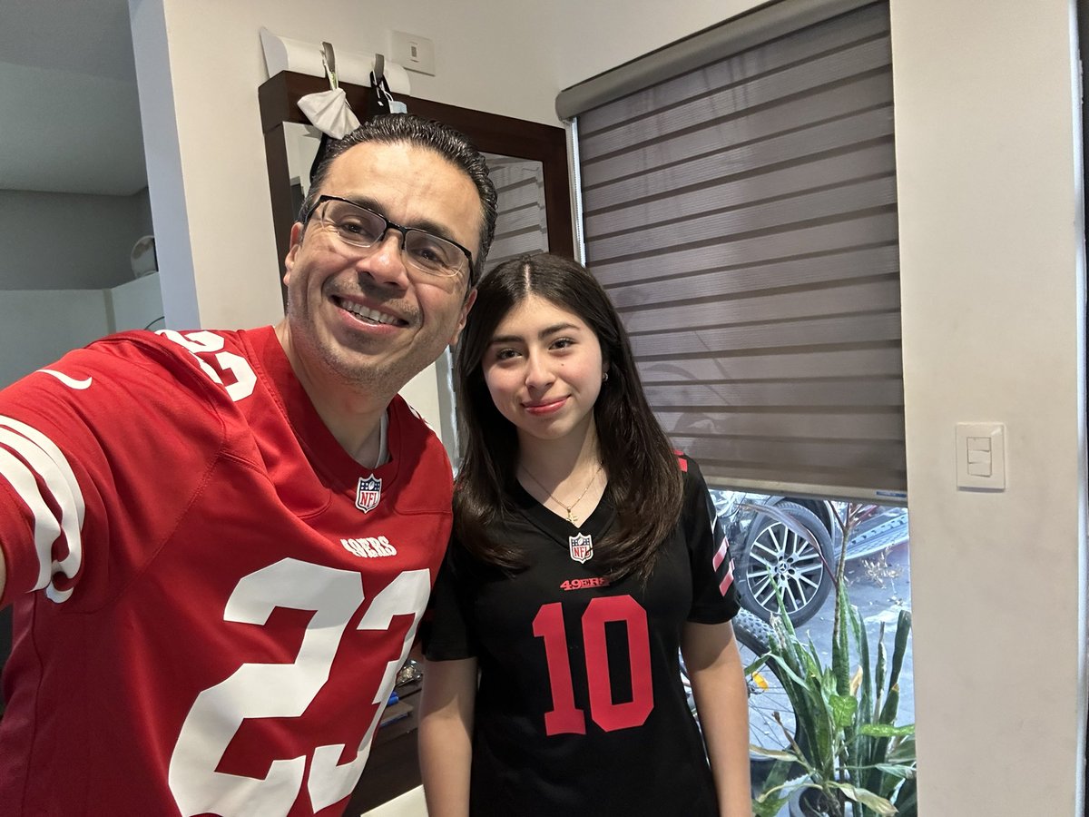Listos!!! #tupasecompleto #49ers  <a href="/49ersMexico1/">49ers Mexico</a> <a href="/LevisStadium/">Levi's® Stadium</a> #tudn