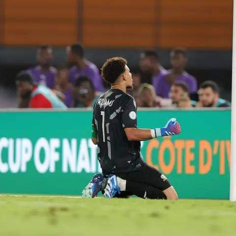 UnplayableZA's tweet photo. 𝗧𝗛𝗘 𝗪𝗔𝗟𝗟

Most clean sheets at #AFCON2023, Ronwen Williams (5).

#BafanaBafana 
#UNPLAYABLE https://t.co/5GaTsQv8aT