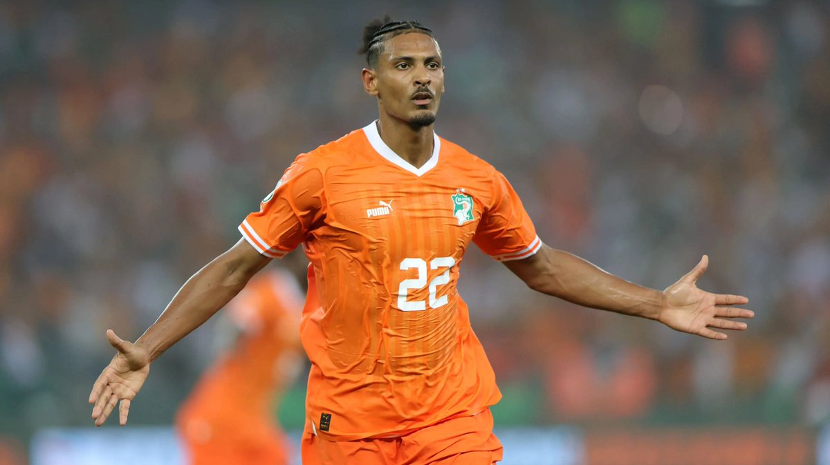 sholard_mancity's tweet photo. Cote D'Ivoire fans win like and retweet this 💕

We are leading 🇨🇮🇨🇮🇨🇮🇨🇮🇨🇮
Sebastian Haller has scored the second .
Nigera home 🇳🇬🇳🇬
#AFCONFinal  #NIGCIV https://t.co/hX5lyszk26