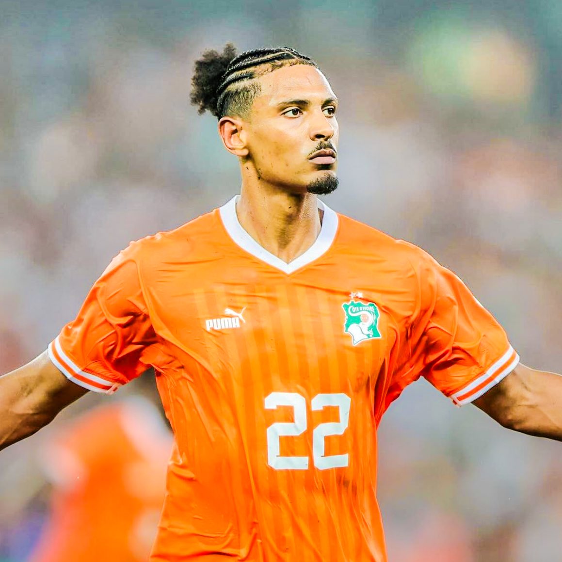 Footballtweet's tweet photo. Last year, Sébastien Haller returned to football after recovering from testicular cancer. 

❤️ On Wednesday, he scored the goal to send his country to the AFCON final. 

❤️ Tonight, he's scored the goal that might win his country the trophy.

Never ever give up. ✊🇨🇮 https://t.co/HYajTiJC3Y