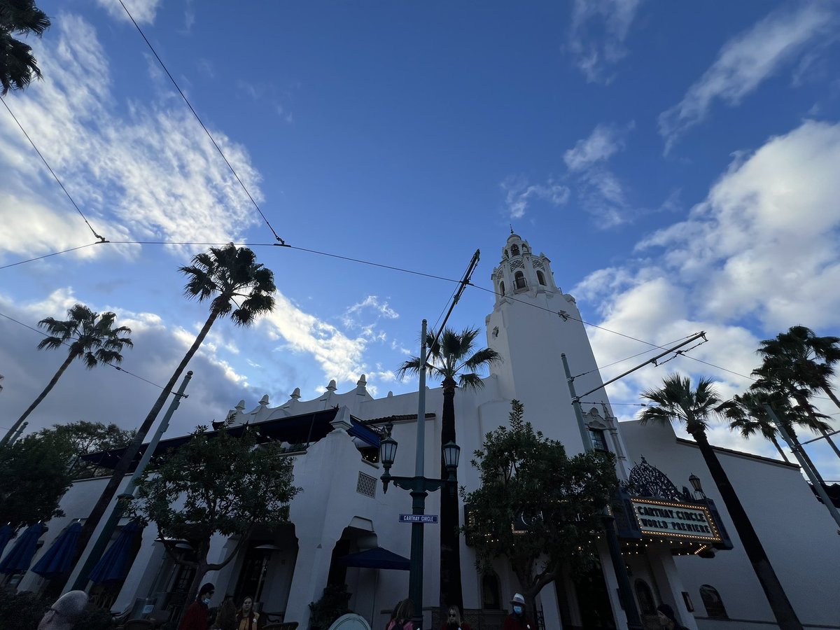 JadenCrosson's tweet photo. 23 years = A lot of change 🎡 

#CaliforniaAdventure #Disneyland #23Years #LunarNewYear https://t.co/vnMmnop6pd