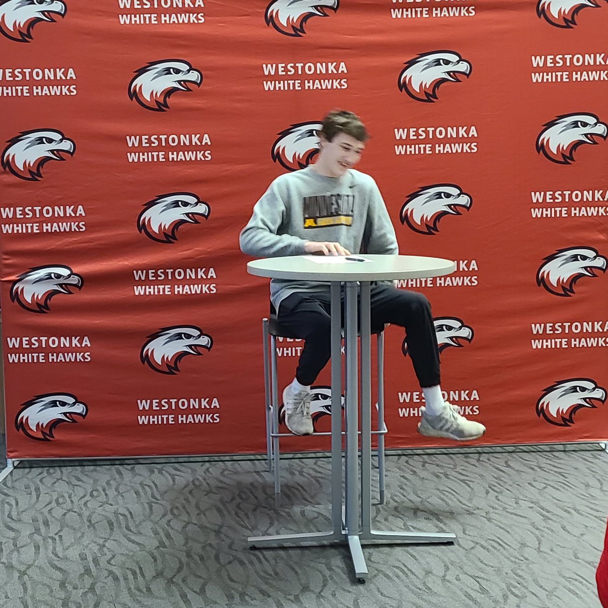 It's OFFICIAL! Congratulations to Carter, Mikey, &amp; Jack, who have committed to continue their education &amp; athletic careers!
Mikey Oftedahl: Football - Saint John's University
Carter Reinbold: Football - Wartburg College
Jack Nelson: Wrestling - University of MN
#WINGSup 🤙