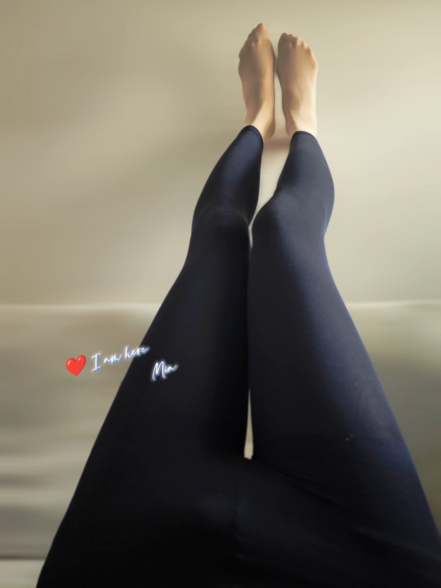 Double 絲 #foot #絲襪 #legs #legsgay #legslover #足控福利 #足控 #腿 #腿控 #腿控福利 #pantyhose #leggingslove #legging #肉絲 #CD #男の娘 #女裝男子 #女装大佬 #女性向 #ptgf