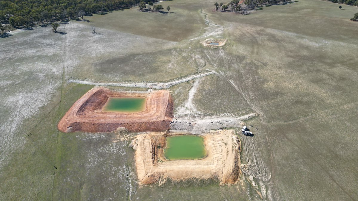 GGA_WA's tweet photo. James & Melita Jefferies from @CompassAgAu have built a second enlarged dam on their home farm to improve their drought resilience. With the help of @CWSS, these #smartdam champions are measuring evap from both dams https://t.co/9l1fKF6lmj #DAFF #FutureDroughtFund https://t.co/ZJvG8D3t19