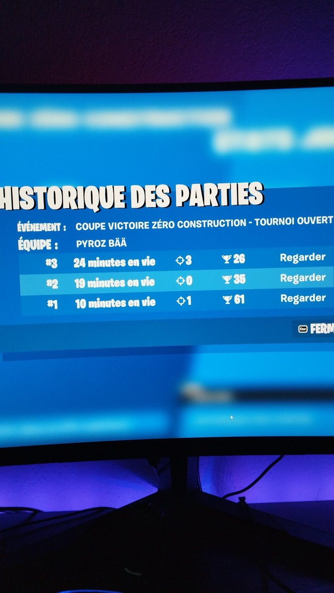 Malheureusement pas de cash pour cette final mais on lâche rien💪🏽

#Fortnite #competition