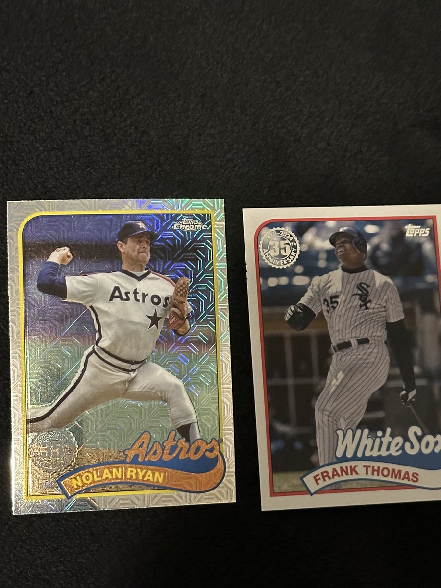 BostonJoshua79's tweet photo. @Topps there’s a big error with the 2024 #ToppsSeriesOne cards. All silver pack #mojorefractors are stamped with the wrong 35 anniversary stamp. https://t.co/X5pW2HMpfL