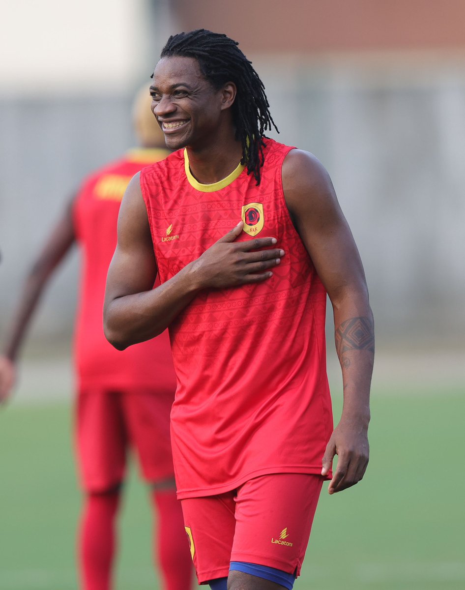 _PalancasNegras's tweet photo. #TotalEnergiesAFCON2023 

L’Angola finit 𝗺𝗲𝗶𝗹𝗹𝗲𝘂𝗿𝗲 𝗮𝘁𝘁𝗮𝗾𝘂𝗲 de cette CAN 2023 (ex-æquo avec le Sénégal et la Guinée-Equatoriale) ! 🤯

9 buts en 5 matchs pour les Palancas Negras. 👏🏿 https://t.co/fZ8q5qGfIx