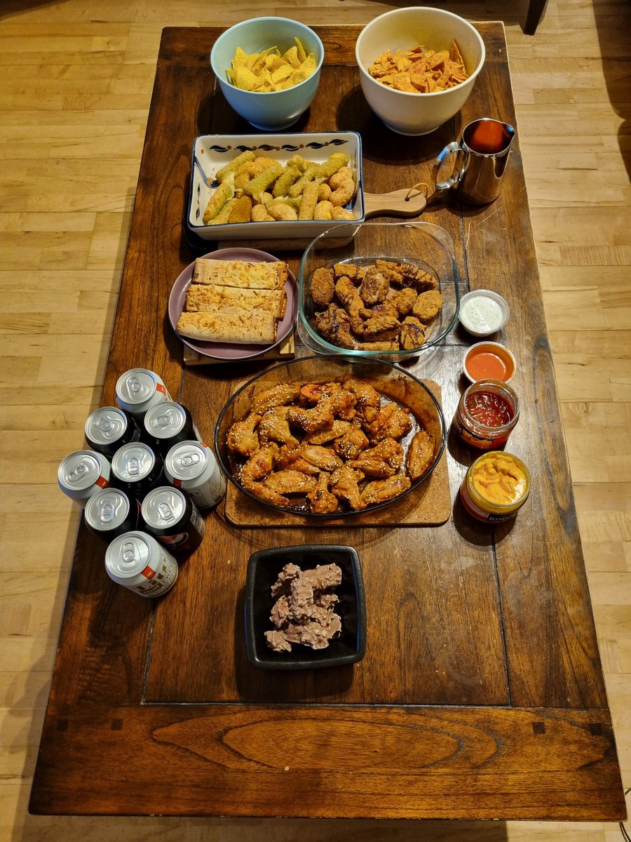 Borðið er klárt. #nflisland